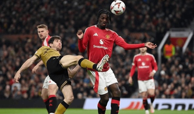 3000万贱卖7200万新星？曼联锋线大洗牌暗藏三重隐忧