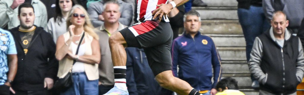 曼联获姆贝乌莫力荐，有望签下“全能战士”奥利·沃特金斯