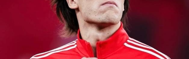 皇马将签22岁左后卫，曼联获利1800万欧元喜忧参半，球员拒绝加盟