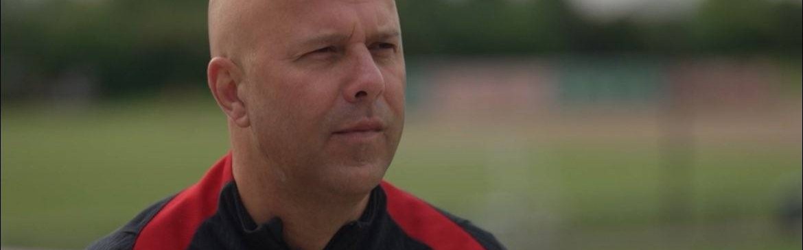 斯洛特回应阿尔特塔言论：联赛夺冠靠实力 欧冠才需运气