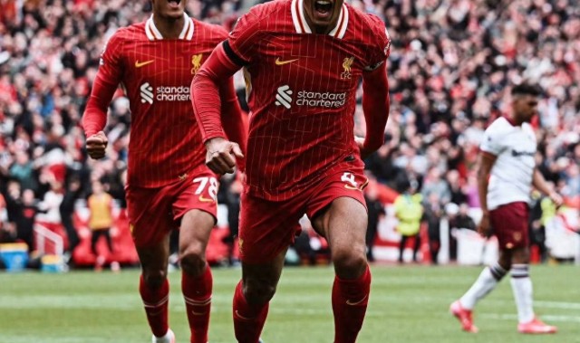 一场2-1绝杀，让利物浦领先阿森纳13分！还获欧冠资格：36强定4席