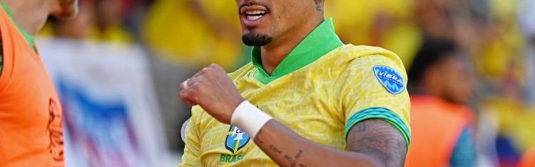 这个怎么回？维尼修斯炫耀欧冠，帕雷德斯：我们有世界杯和美洲杯