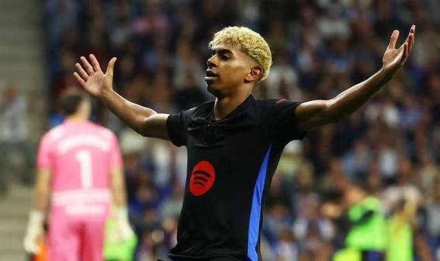 队史第28次 巴塞罗那俱乐部提前锁定西甲冠军