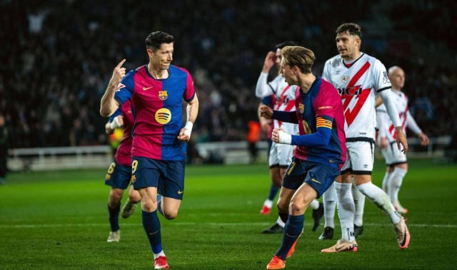 大巴黎强势登顶！巴萨稳居三甲，皇马竟仅第七？