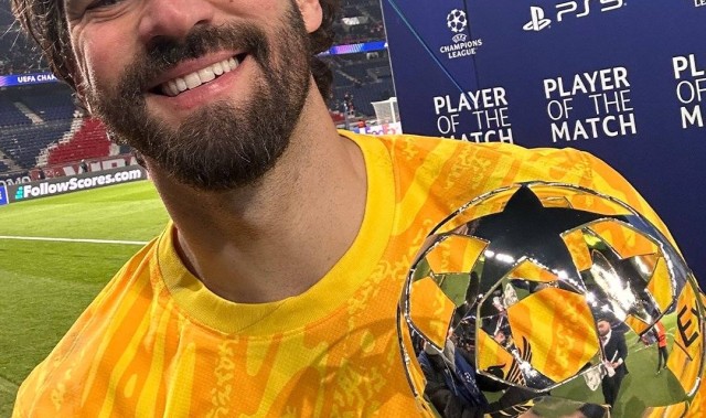 给队友下药？利物浦中场谈巴阿战：得对阿利森做点手脚