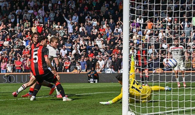 曼联1-1绝平避免再遭双杀，霍伊伦德破荒救主！欧联杯半决赛首发已定