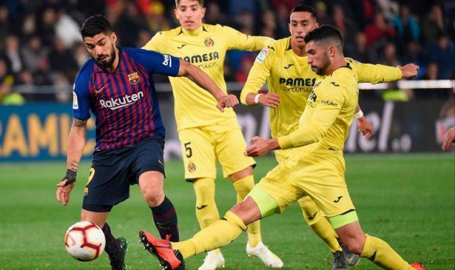 西甲巅峰对决：巴萨王座捍卫战，黄潜全力冲击欧冠席位