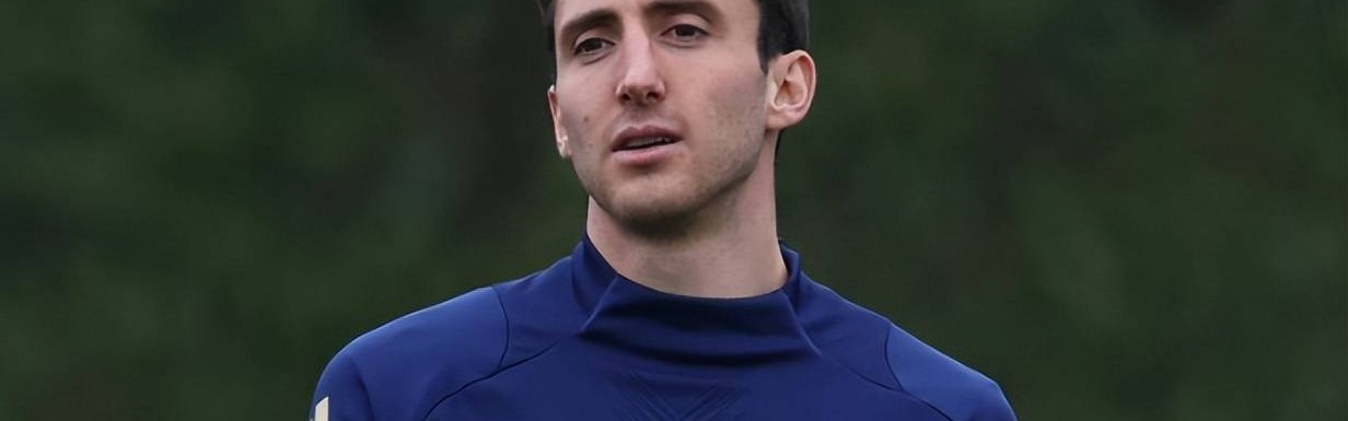 曼城锁定25岁天才飞翼，标价6000万欧，瓜帅情有独钟，沃克最佳替代者