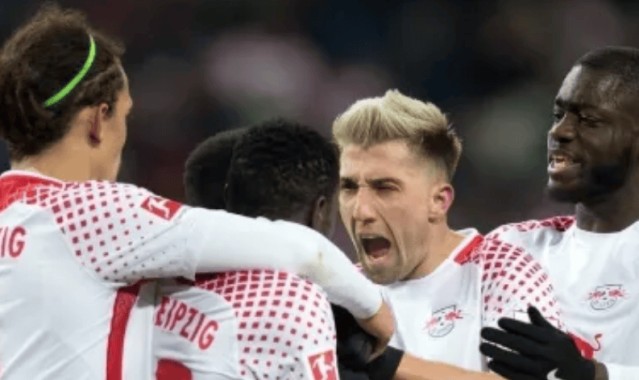 周五009德甲沃尔夫斯堡VS莱比锡红牛，狼堡防线恐难抵挡对手的持续冲击！